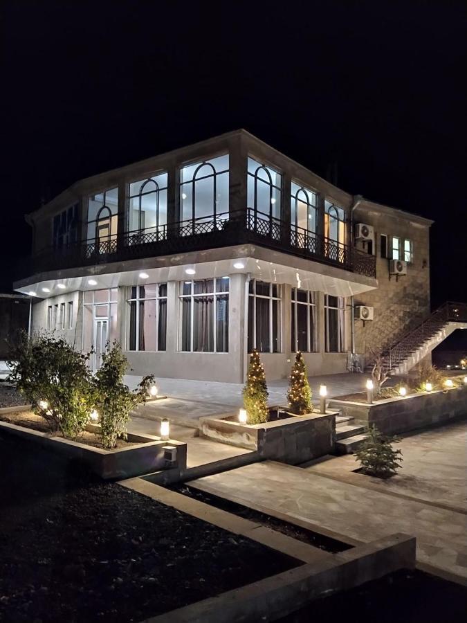 Yolyans Hotel Ґоріс Екстер'єр фото