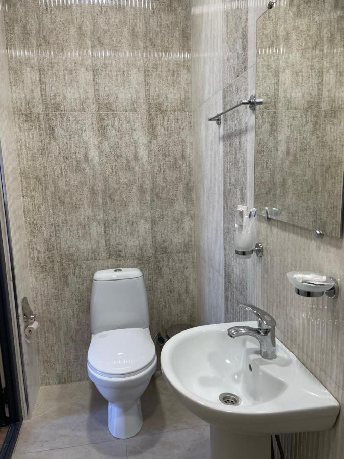 Yolyans Hotel Ґоріс Екстер'єр фото