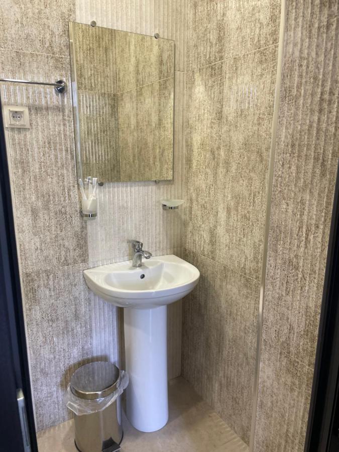Yolyans Hotel Ґоріс Екстер'єр фото