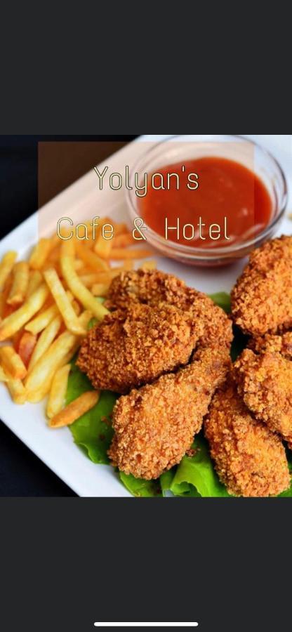 Yolyans Hotel Ґоріс Екстер'єр фото